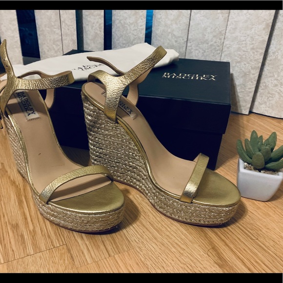 Badgley Mischka Shoes - Bartley mischka Bermuda golden espadrille sandals